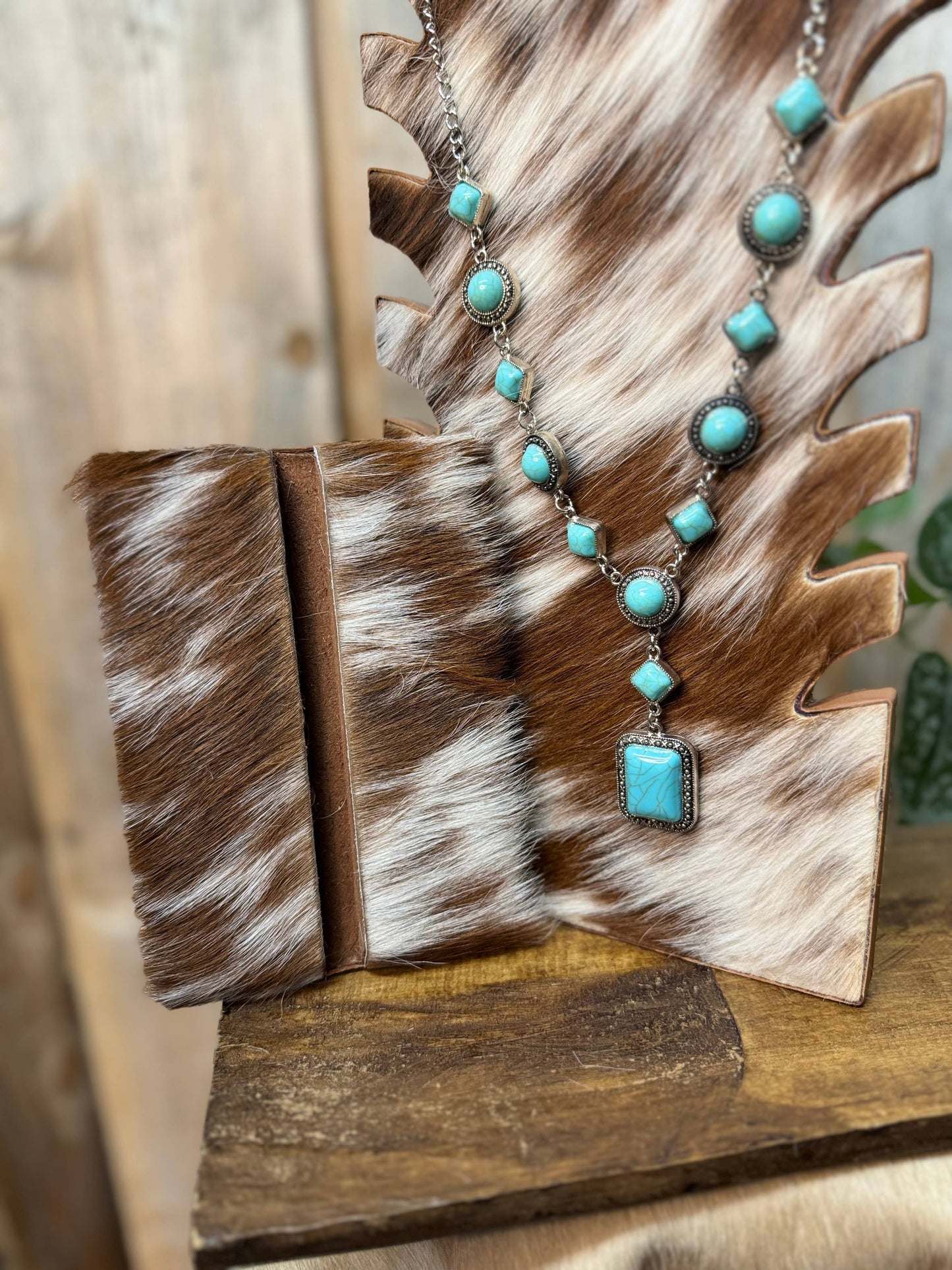 Multiple Necklace Cowhide Display - Tan Leather