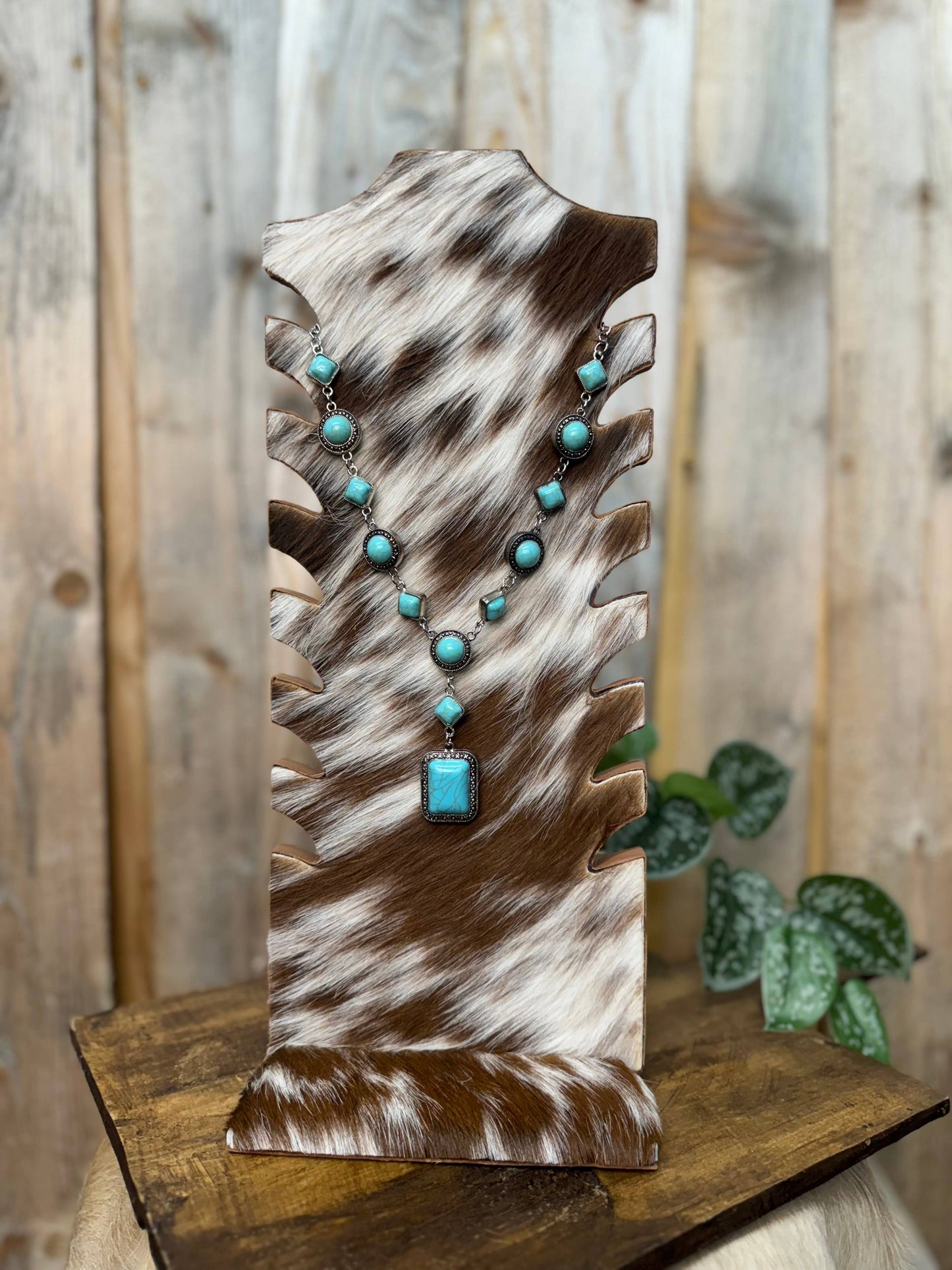 Multiple Necklace Cowhide Display - Tan Leather